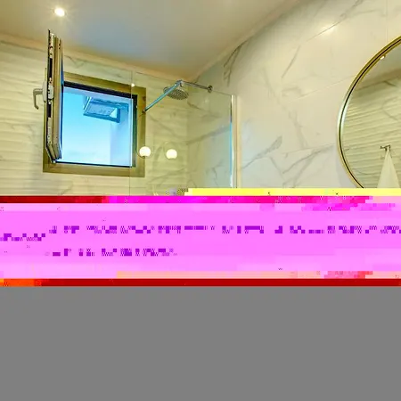 Villa Varenna Maris By *